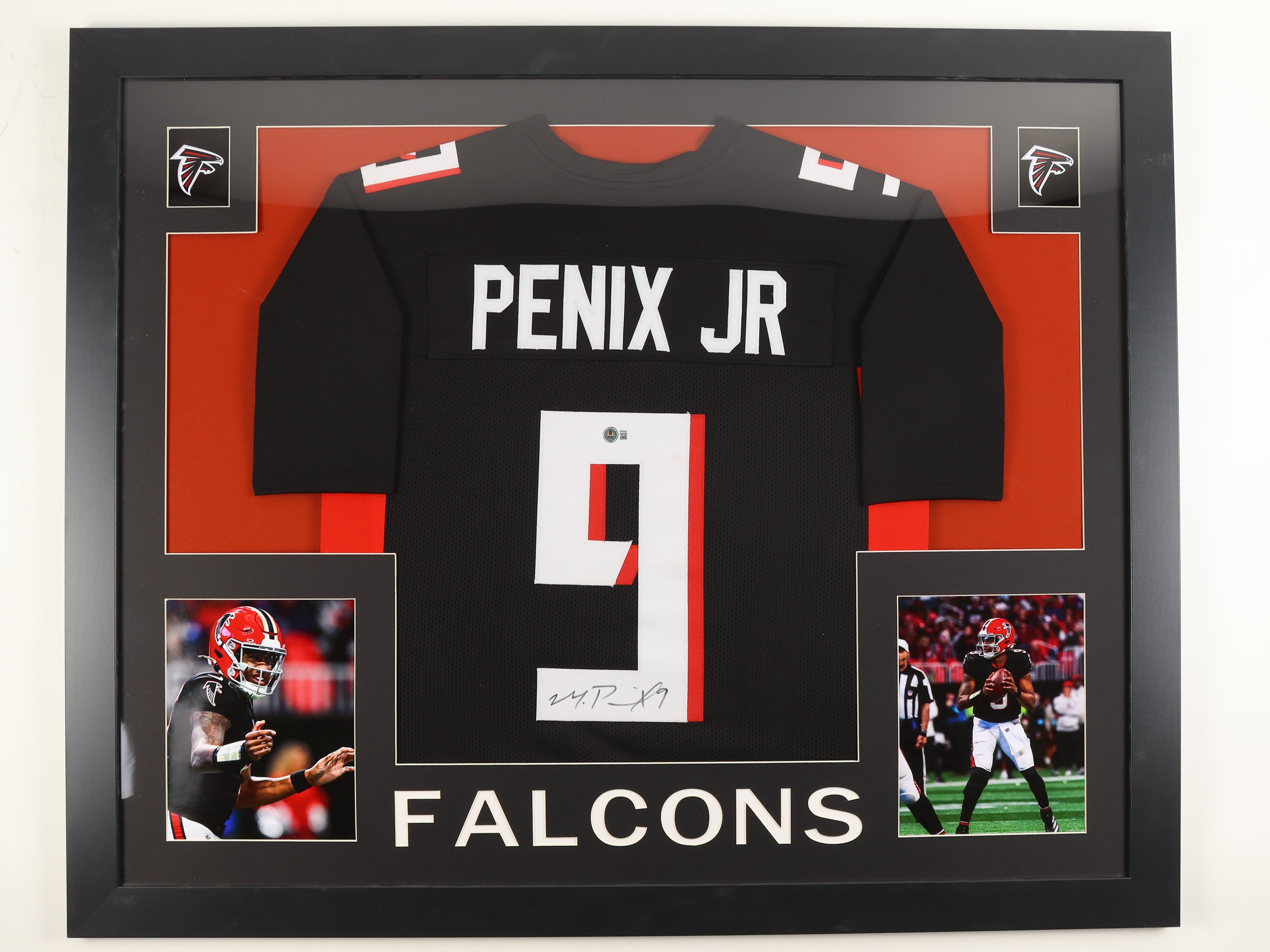 Michael Penix Jr. Signed Custom Framed Jersey Display (Beckett)