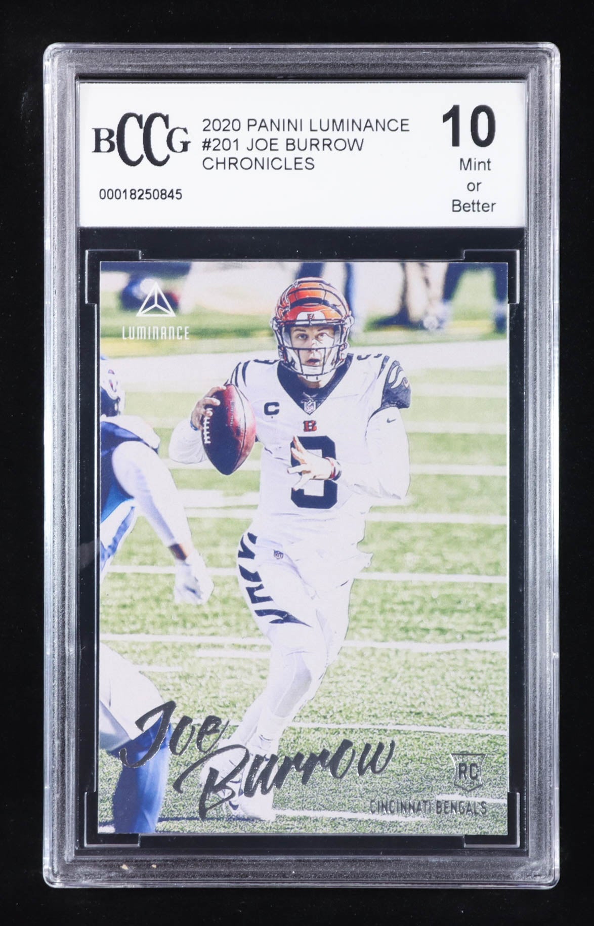 Joe Burrow 2020 Panini Luminance #201 RC / CHRONICLES (BCCG 10)