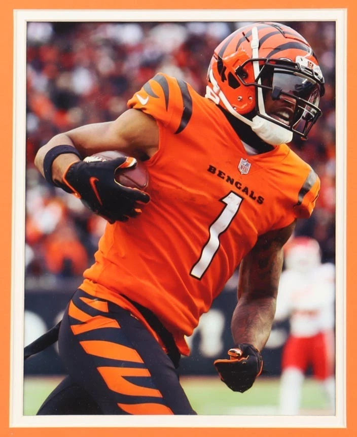 Ja'Marr Chase Signed Custom Framed Jersey Display (Beckett & Chase)