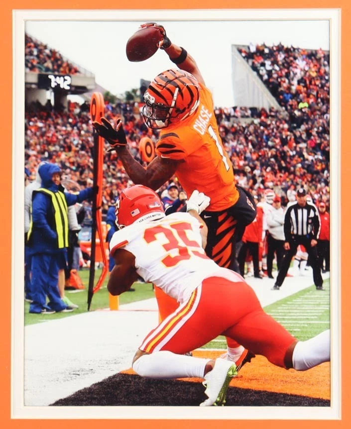 Ja'Marr Chase Signed Custom Framed Jersey Display (Beckett & Chase)